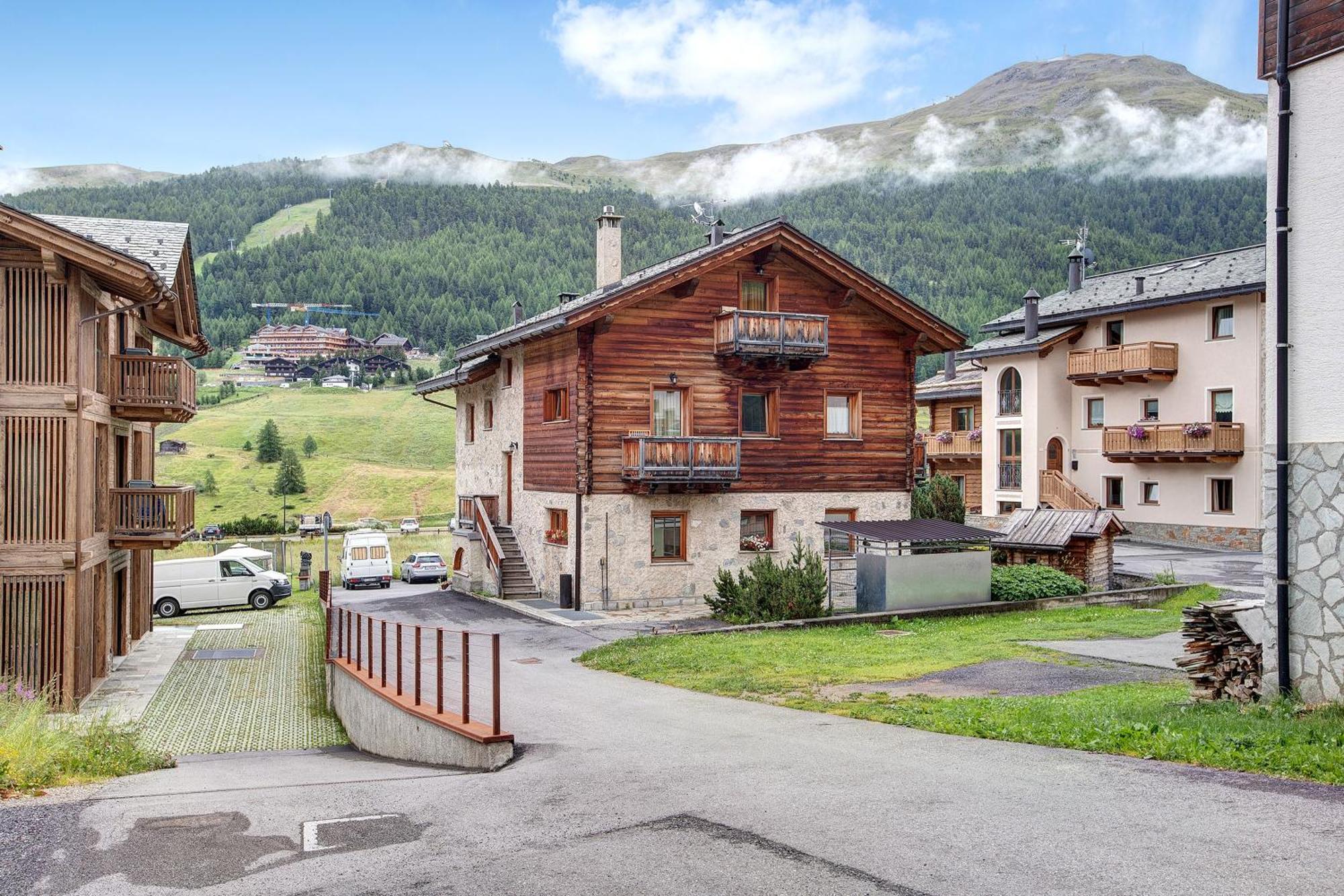 Ferienwohnung Castagne Baitel Li Pigna Livigno Exterior foto